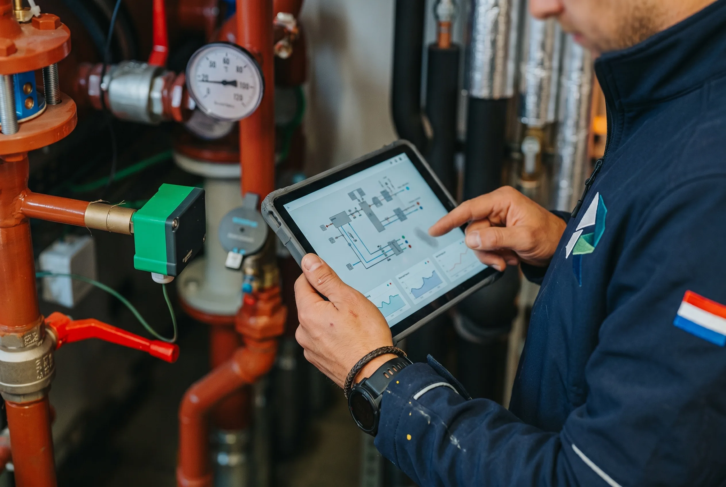 Rendura engineer op projectlocatie